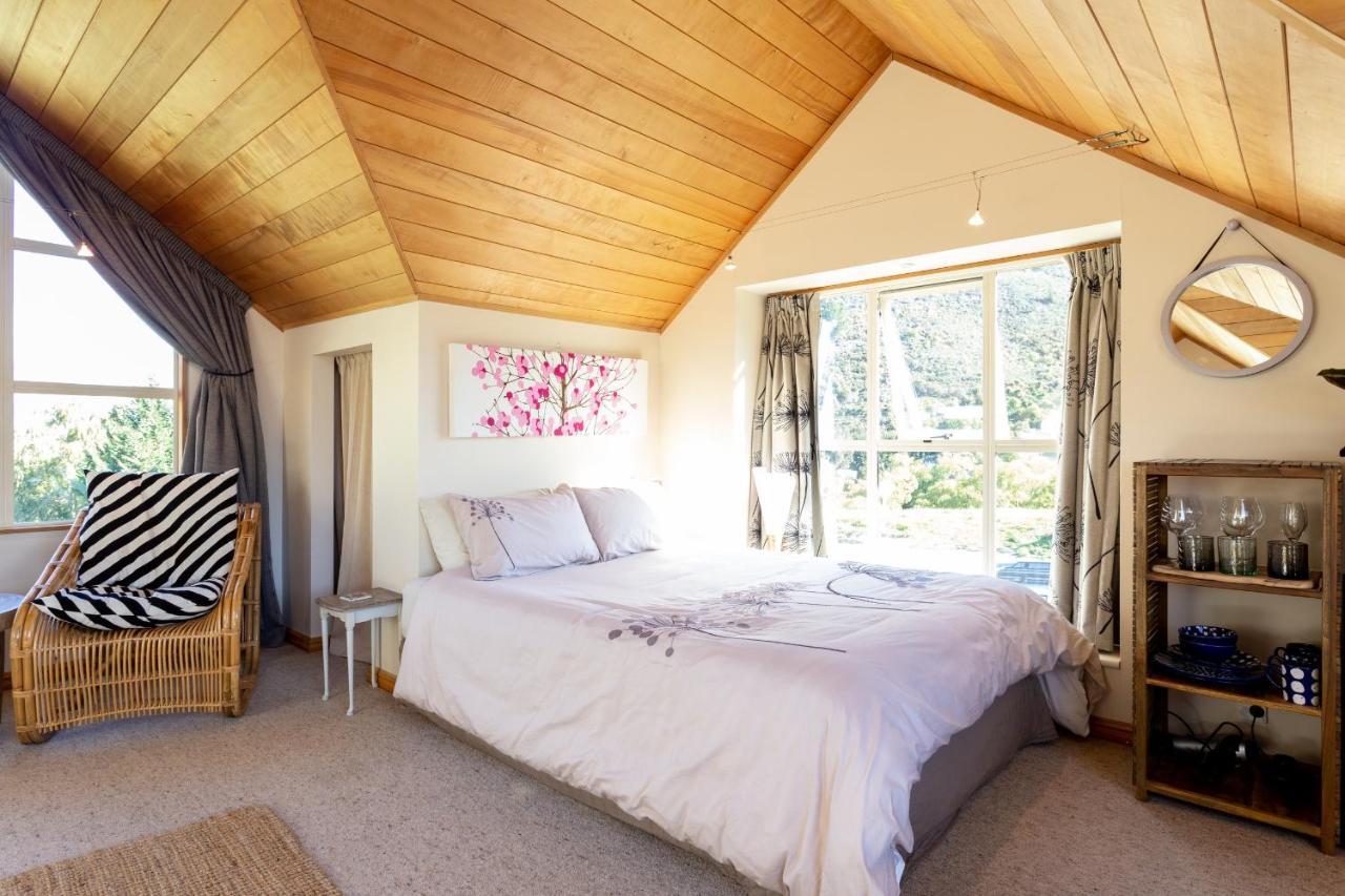 Riverside Retreat Hotel Queenstown Ngoại thất bức ảnh
